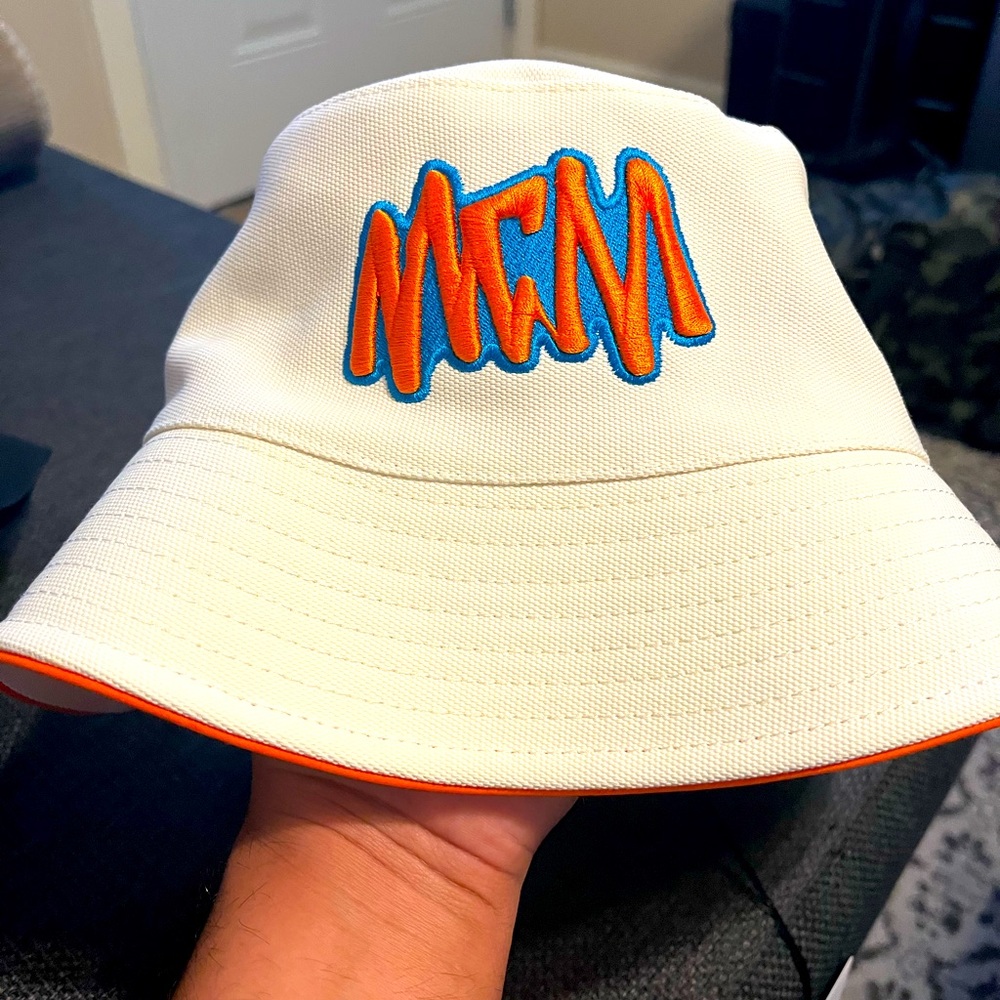 MCM collection bucket hat graphic print — rare find